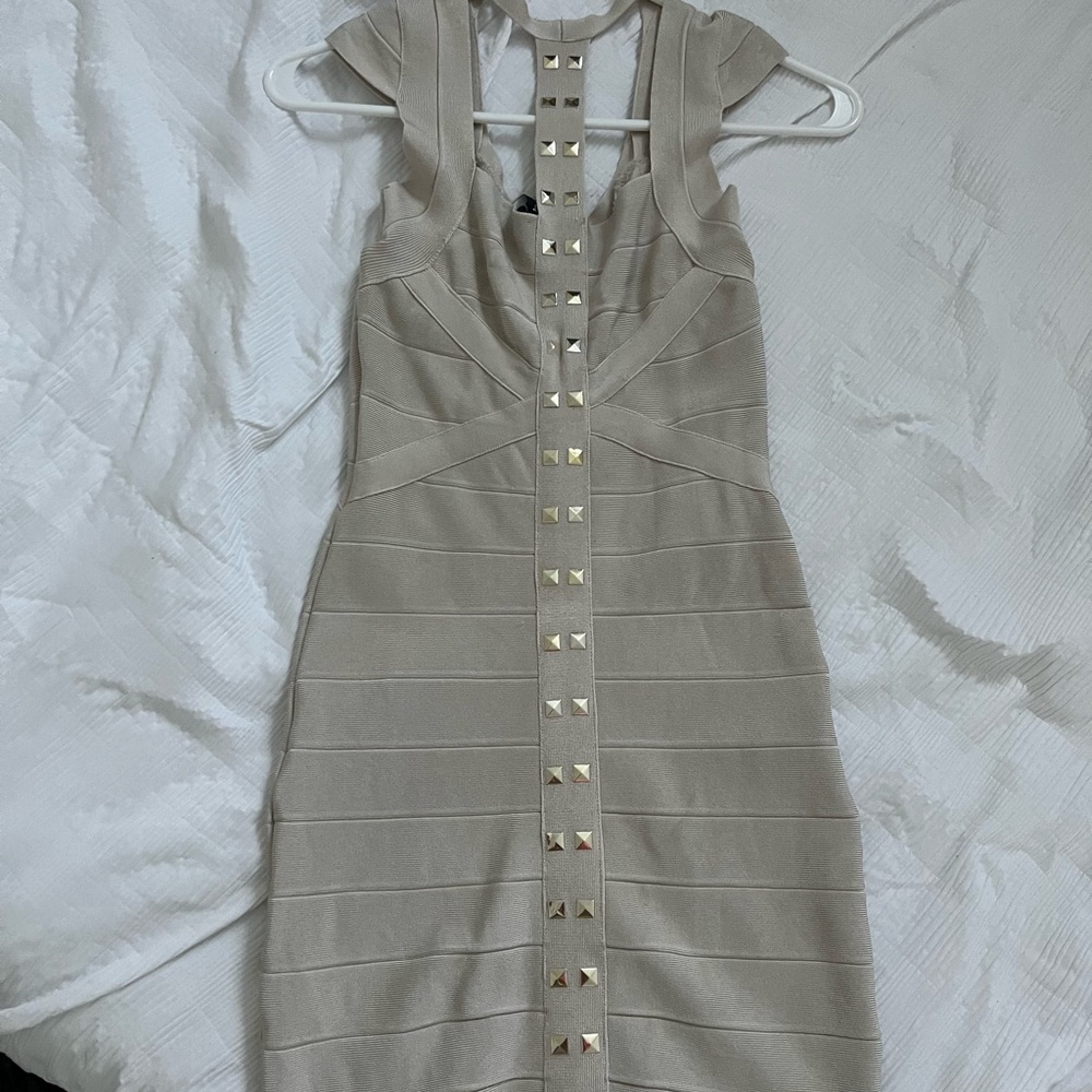 Bebe dress